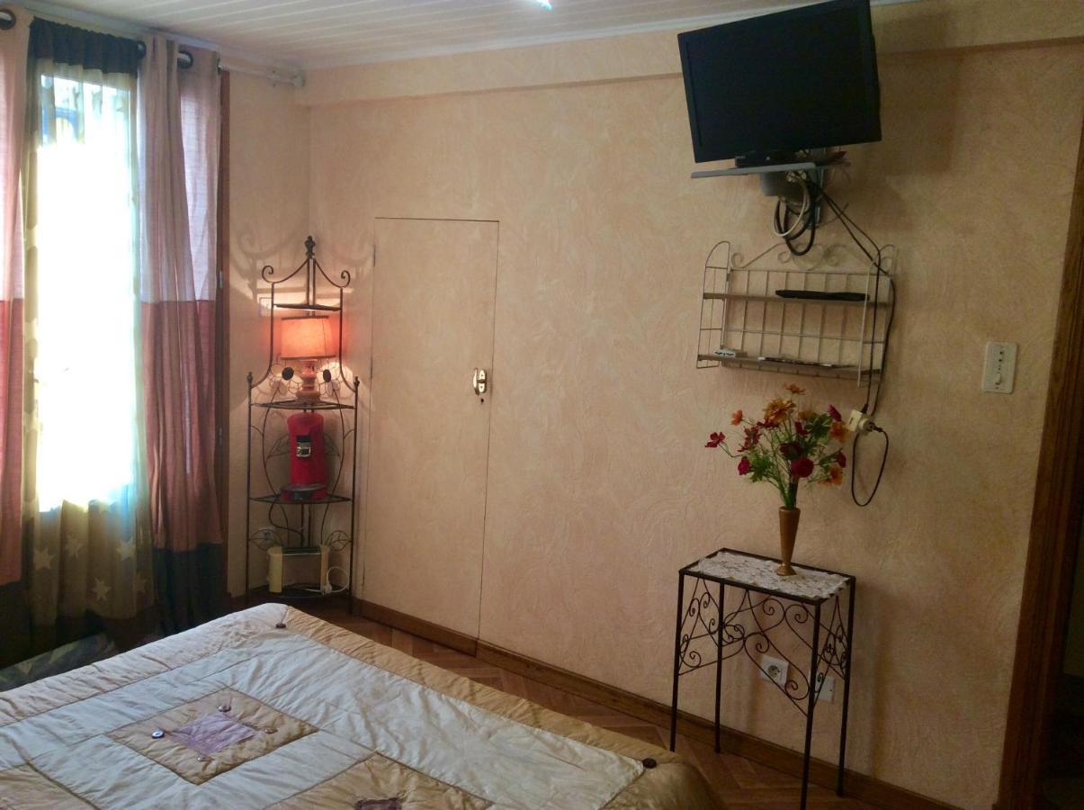 Chambre Independante + Sanitaire Pres Centre Ville Rignac  Zewnętrze zdjęcie